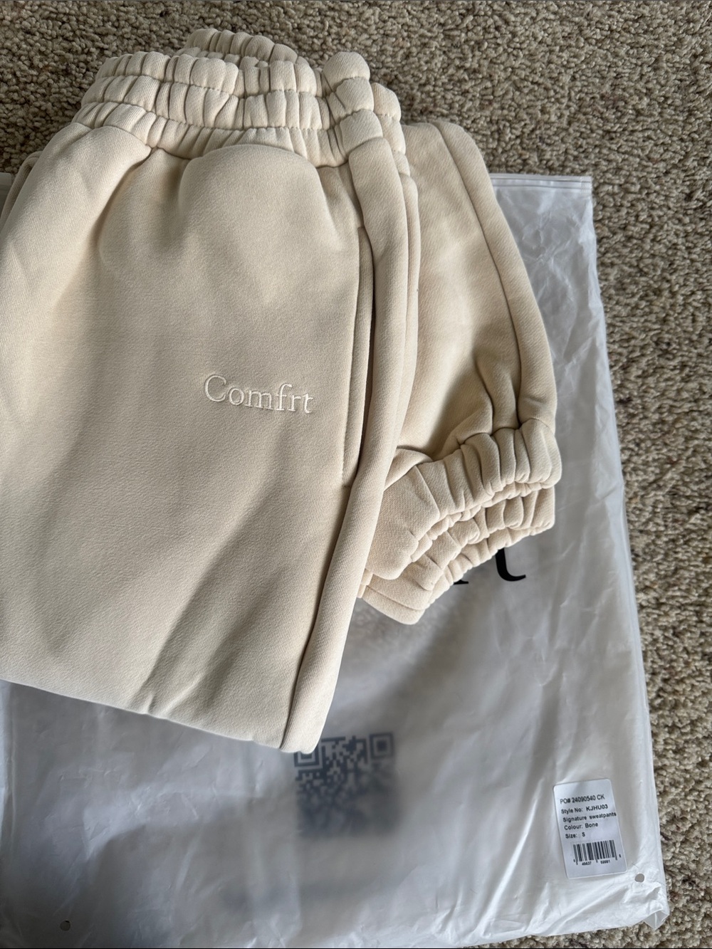 Comfrt men’s or women’s size small